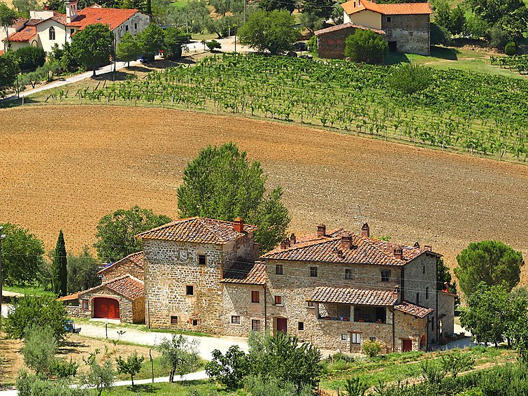 Apt. Piano Terra + Apt. Torre