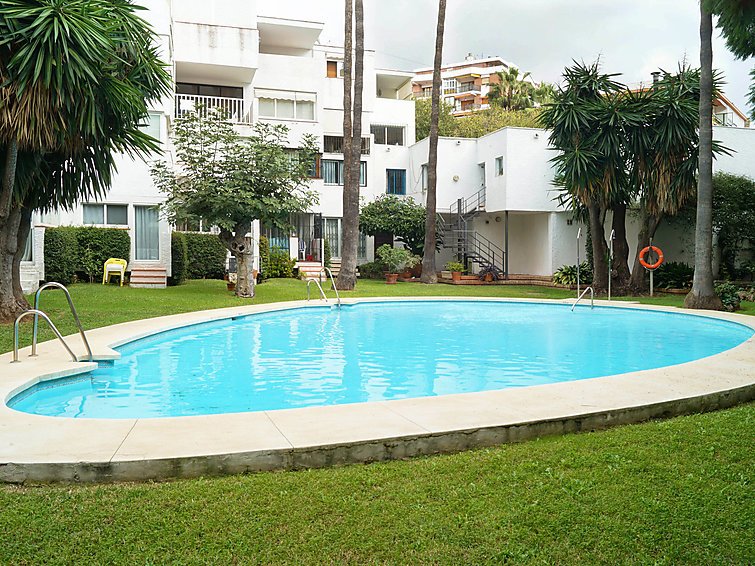 Avenida De La Fontanilla