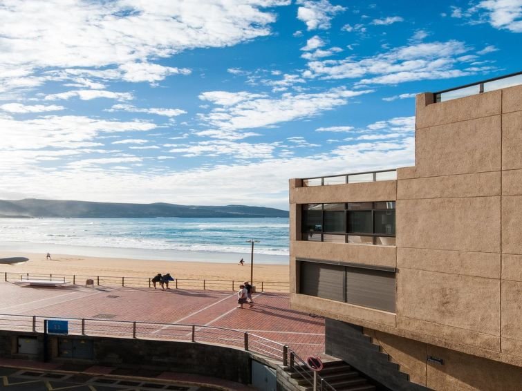 Beachfront Apt. Churruca Canteras