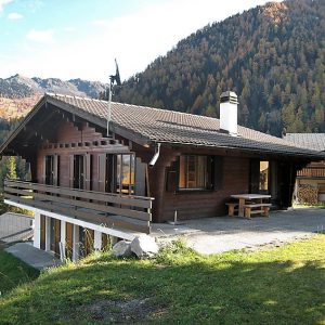 Chalet Par Le Travers