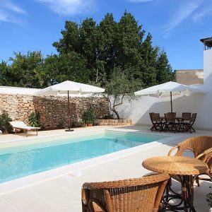Dimora Con Piscina