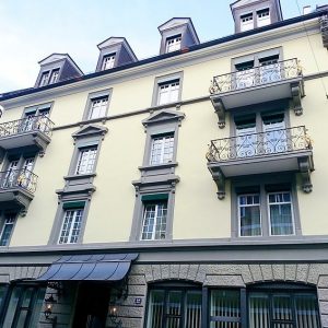 Ema House Sup. Standard Unterstrass