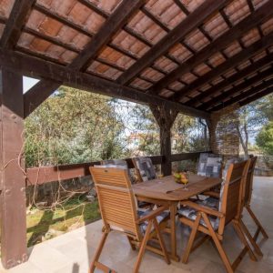 Holiday House Lazy Mornings