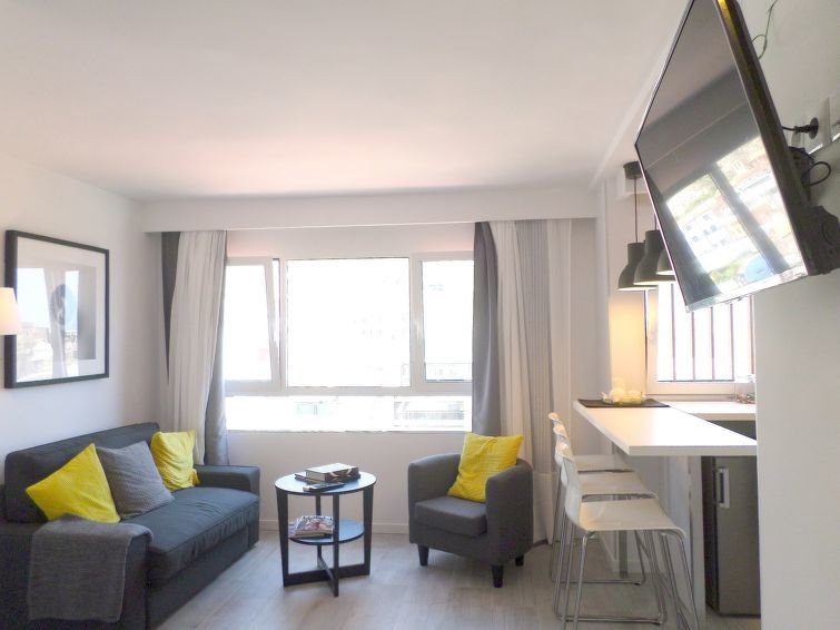 Rambla Versatile Apartment