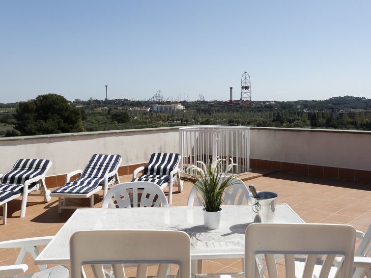 Residencia Nou Salou 02