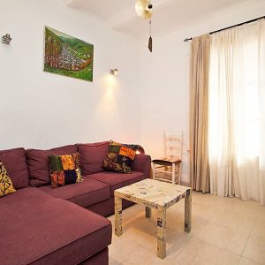 Sants-Montjuïc Violant D'hongria