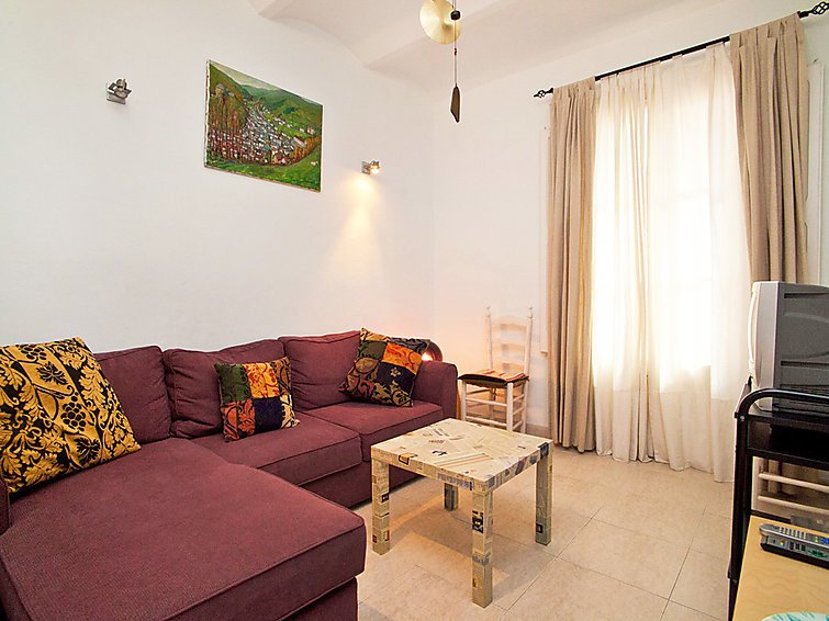 Sants-Montjuïc Violant D'hongria