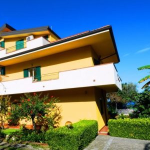 Sole N°7 Con Vista Mare