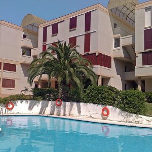 Urb Vallpineda Apts San Fermin