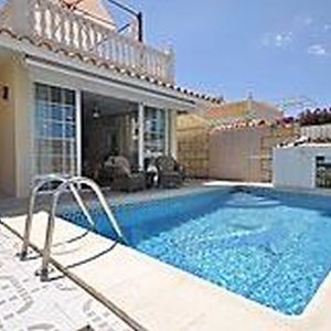 Villa Arona Mit Eigenem Pool