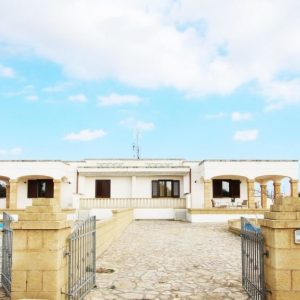 Yellow Sun Apartment